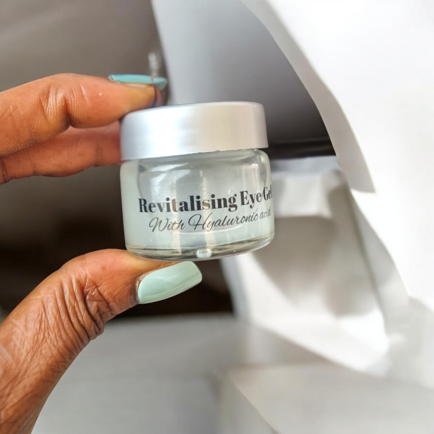 Revitalising Hyaluronic Eye gel